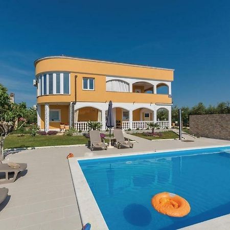 Apartments Vukancic Novigrad Istria Esterno foto