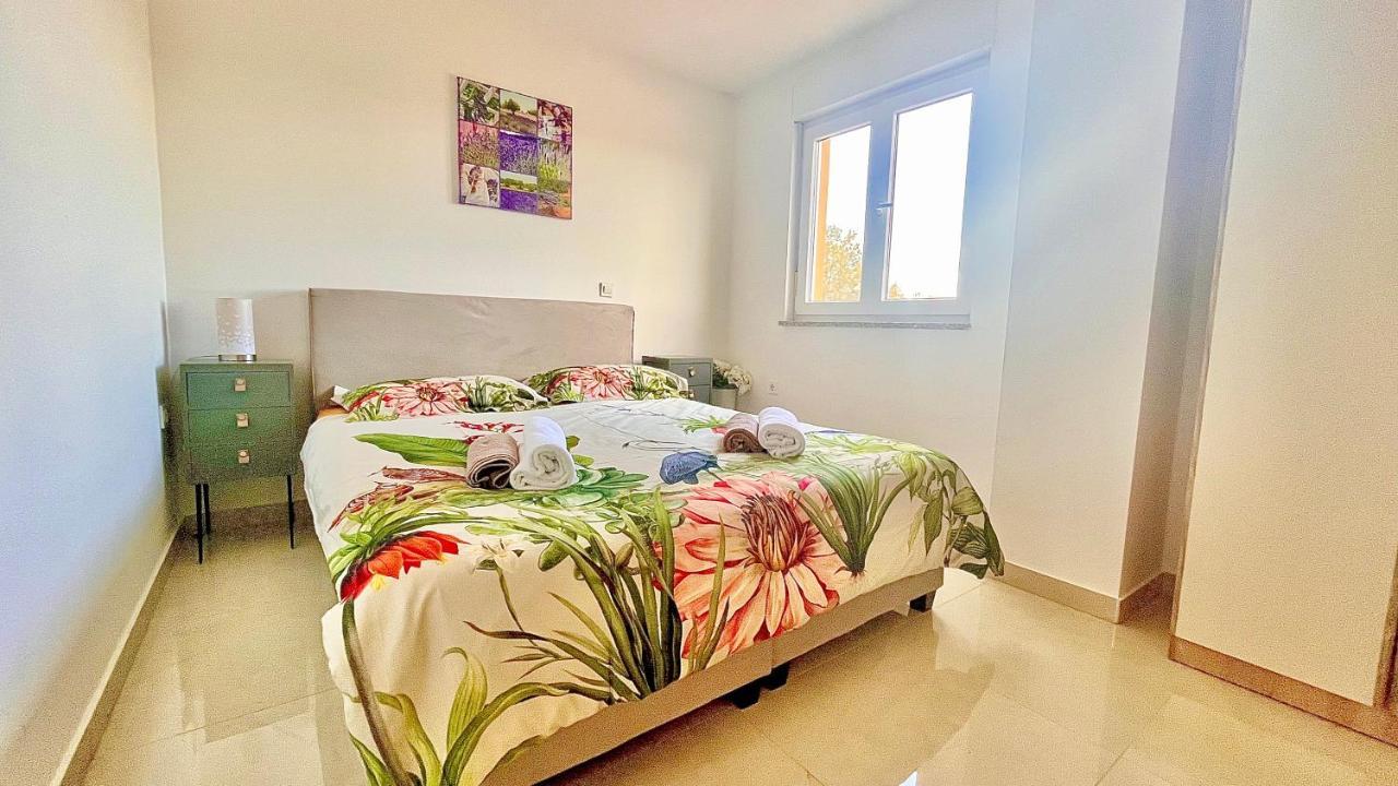 Apartments Vukancic Novigrad Istria Esterno foto