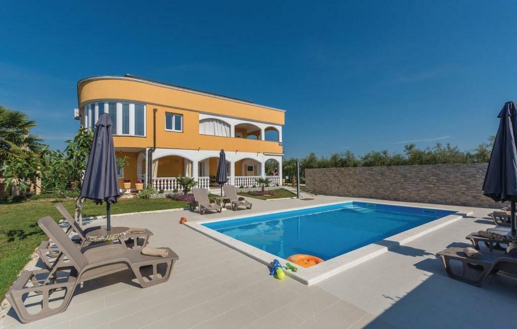 Apartments Vukancic Novigrad Istria Esterno foto